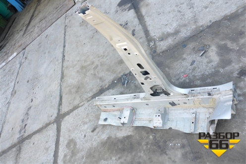 Порог со стойкой правый для Nissan Tiida (C11X) с 2004-2013г (Тиида)