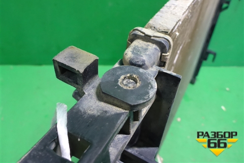 Радиатор охлаждения (214106179R) для Renault Logan II с 2012г (Логан)