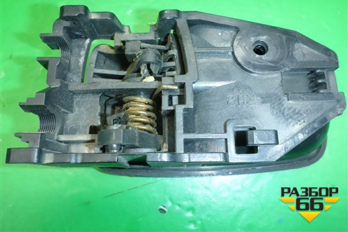 Ручка внутренняя двери задней правой для Mitsubishi Lancer-9  с 2003-2008г (Лансер)