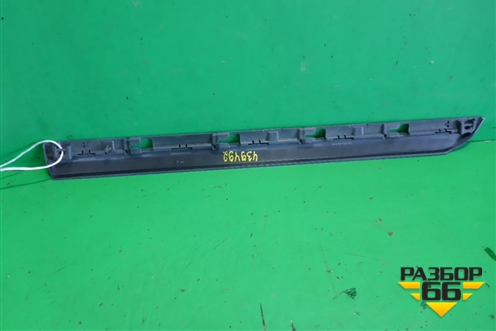 Накладка двери задней правой (новая не крашеная) (3G0854950D) для Volkswagen Passat [B8] 2014-2024г (Пассат Б8)