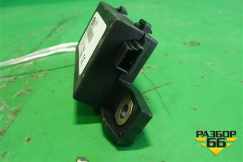 Блок управления центральным замком (YWY500210) для Land Rover Discovery 3 с 2004-2009г (Дискавери)