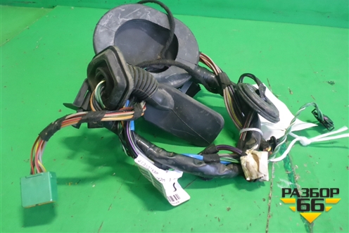 Проводка двери задней правой (YMM503160A) для Land Rover Discovery 3 с 2004-2009г (Дискавери)