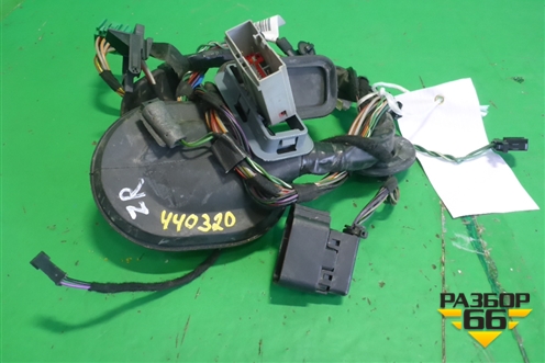 Проводка двери задней правой (YMM503160A) для Land Rover Discovery 3 с 2004-2009г (Дискавери)