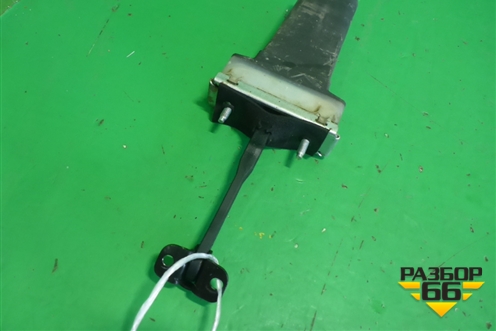 Ограничитель двери задней левой (BDH780060) для Land Rover Discovery 3 с 2004-2009г (Дискавери)