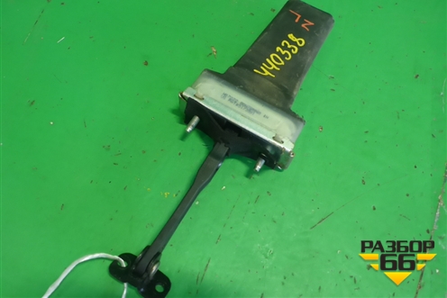 Ограничитель двери задней левой (BDH780060) для Land Rover Discovery 3 с 2004-2009г (Дискавери)