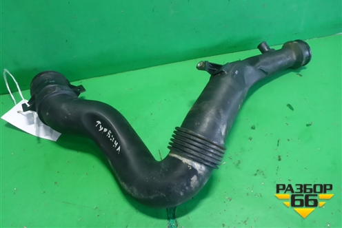 Патрубок воздушного фильтра (PHD500082) для Land Rover Discovery 3 с 2004-2009г (Дискавери)