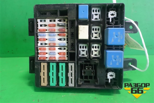 Блок предохранителей салонный (9111310080) для Hyundai Matrix с 2001-2010г (Матрикс)