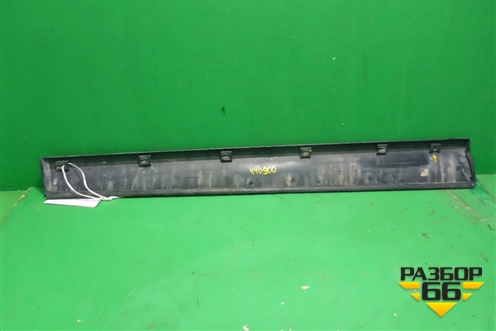 Накладка двери передней правой (51137205780) для BMW X3 F25 с 2010-2017г (Х3 Ф25)