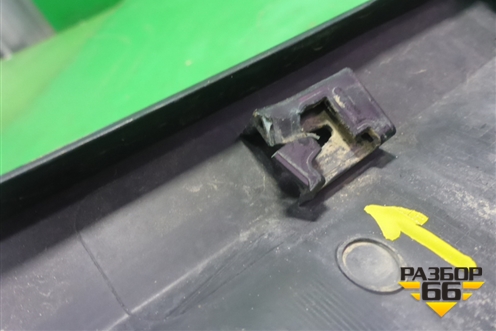 Накладка двери передней правой (51137205780) для BMW X3 F25 с 2010-2017г (Х3 Ф25)