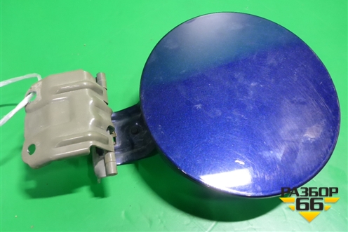 Лючок бензобака (7735064020) для Toyota Verso с 2009-2018г (Версо)