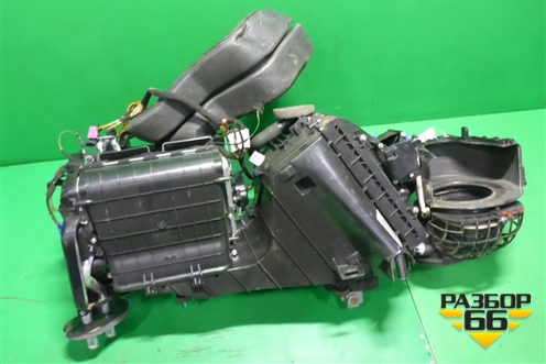 Корпус отопителя (без моторчика) для Volkswagen Touareg c 2002-2010г (Туарег)