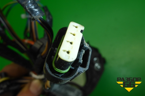 Проводка двери передней правой (P04795712AD) для Dodge Avenger с 2007г (Авенджер)