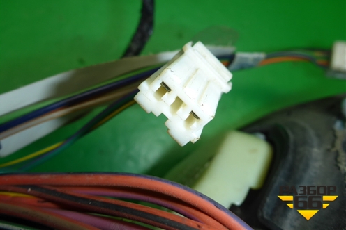 Проводка двери передней правой (P04795712AD) для Dodge Avenger с 2007г (Авенджер)