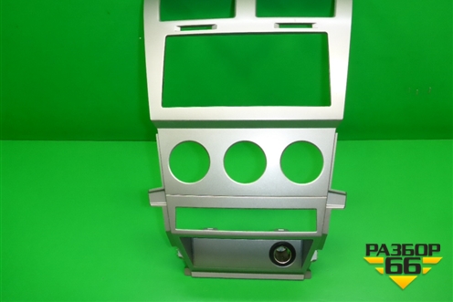 Накладка на торпедо (центральная) для Dodge Avenger с 2007г (Авенджер)