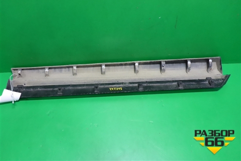 Накладка двери передней правой (7507148100) для Lexus RX 350 c 2015г (РХ)