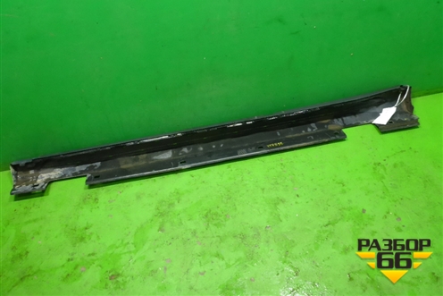 Накладка на порог наружная правая (AMG) (A1566980854) для Mercedes Benz GLA-Klass X156 с 2014г (ГЛА)