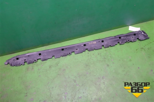 Накладка подножки правой (внутренняя часть) (5177960120) для Toyota Land Cruiser (200) с 2008г (Ленд Крузер)