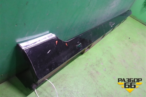 Накладка на порог наружная правая (3G0853858F) для Volkswagen Passat [B8] 2014-2024г (Пассат Б8)