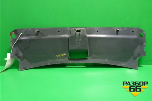 Накладка декоративная на переднюю панель (8U0807081B) для Audi Q3 с 2011-2018г (Ку 3)