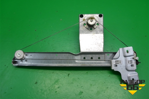 Стеклоподъёмник механический задний правый для Renault Duster I с 2010-2021г (Дастер)
