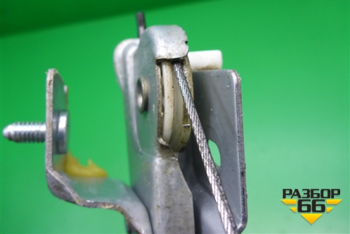 Стеклоподъёмник механический задний правый для Renault Duster I с 2010-2021г (Дастер)