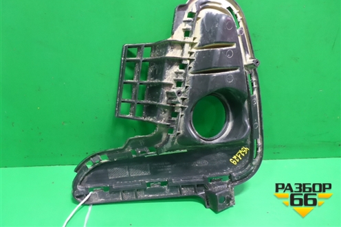 Накладка ПТФ левая (не под ДХО) (86523H0000) для Kia Rio с 2017г (Рио 4)