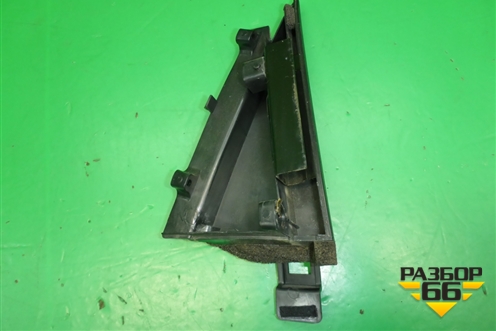 Накладка двери задней правой (уголок) для Nissan Teana (J32) с 2008-2013г (Теана)