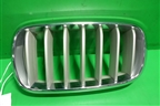 Решетка радиатора левая (7316075) для BMW X5 F15 с 2013г (Х5 Ф15)