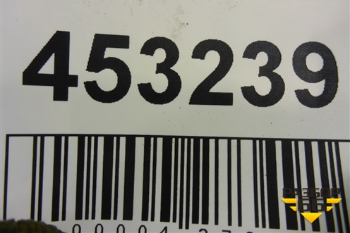 Накладка переднего бампера (4M0807733D) для Audi Q7 c 2015г (Ку 7)