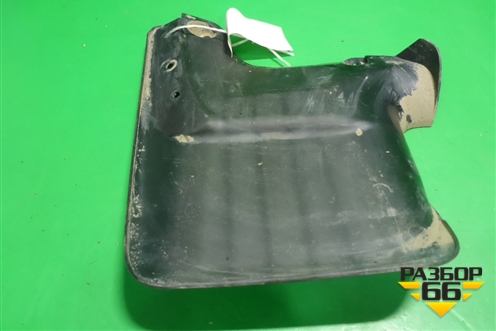 Брызговик задний правый (766250K340) для Toyota Fortuner с 2016г (Фортунер)