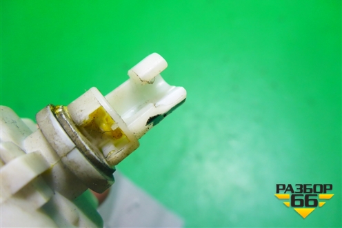 Активатор лючка бензобака для Volkswagen Passat (В7) с 2011-2014г (Пассат Б7)