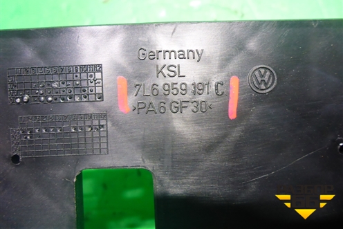 Кронштейн (электронного блока) (7L6959191C) для Volkswagen Touareg c 2002-2010г (Туарег)