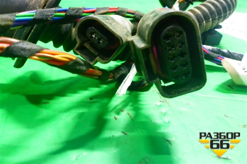 Проводка двери задней правой (7L6971694L) для Volkswagen Touareg c 2002-2010г (Туарег)