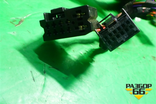 Проводка двери задней правой (7L6971694L) для Volkswagen Touareg c 2002-2010г (Туарег)