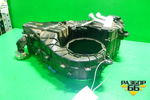 Корпус отопителя (задний без моторчика) (7L0820004G) для Volkswagen Touareg c 2002-2010г (Туарег)