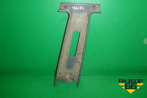 Обшивка стойки центральная верхняя левая (8583025100) для Hyundai Aсcent с 2000г (Акцент)