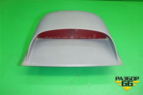 Фонарь задний стоп сигнал для Hyundai Aсcent с 2000г (Акцент)