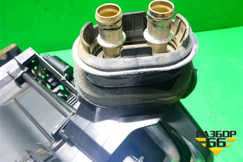 Корпус отопителя (без моторчика) для Volkswagen Touareg c 2002-2010г (Туарег)