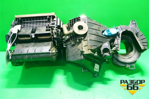 Корпус отопителя (без моторчика) для Volkswagen Touareg c 2002-2010г (Туарег)