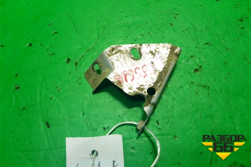 Кронштейн переднего крыла левый (7L6821151C) для Volkswagen Touareg c 2002-2010г (Туарег)