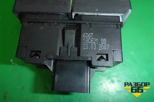 Кнопка обогрева заднего стекла (6S6T18C621BB) для Ford Fusion с 2002г (Фьюжн)