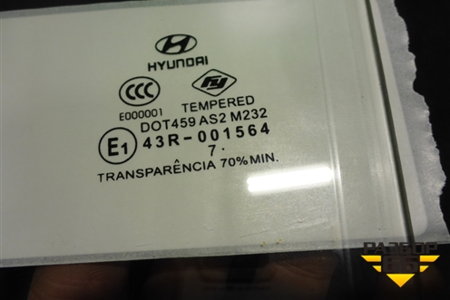 Стекло двери задней левой для Hyundai Aсcent с 2000г (Акцент)