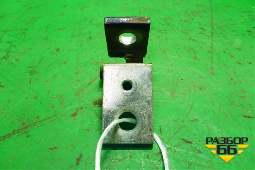 Петля двери задней левой верхняя для Skoda Fabia с 1999-2007г (Фабия)