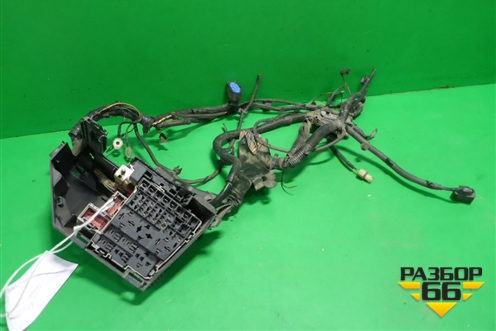 Блок предохранителей подкапотный для Land Rover Freelander 2 с 2007г (Фрилендер)