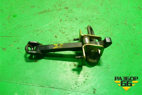 Ограничитель двери задней правой (8650061) для Volvo XC70 с 2000-2006г (ХС70)