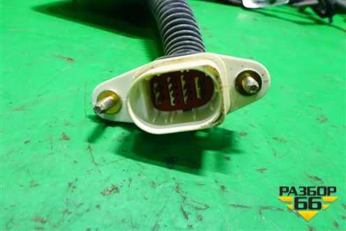 Проводка двери передней правой (8697909) для Volvo XC70 с 2000-2006г (ХС70)