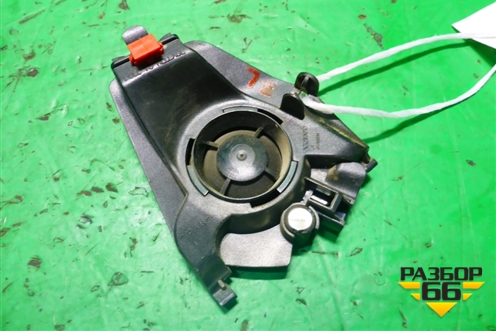 Динамик (задний левый) (8633992) для Volvo XC70 с 2000-2006г (ХС70)