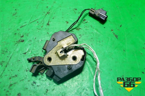 Замок капота (левый) для Volvo XC70 с 2000-2006г (ХС70)