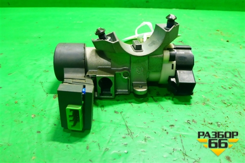 Блок управления двигателем (2.5л B5254T2 АКПП с замком зажигания) (30668478) для Volvo XC70 с 2000-2006г (ХС70)