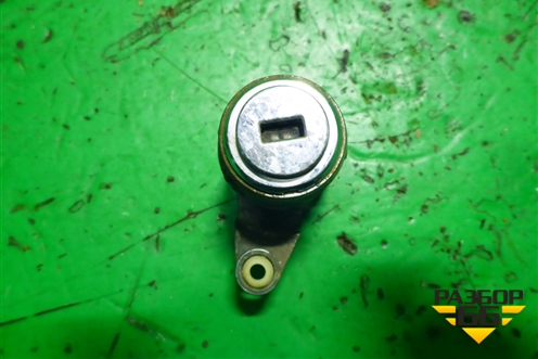 Блок управления двигателем (2.5л B5254T2 АКПП с замком зажигания) (30668478) для Volvo XC70 с 2000-2006г (ХС70)